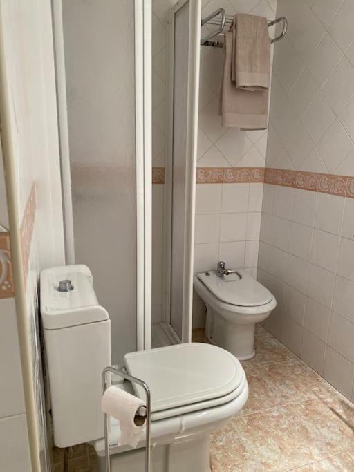 Lovely 2 Bedrooms Apartment Main Square Plasencia Esterno foto
