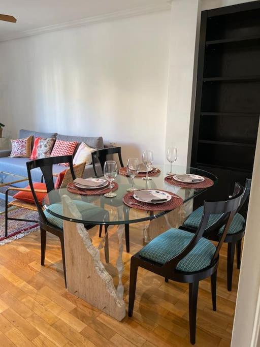 Lovely 2 Bedrooms Apartment Main Square Plasencia Esterno foto