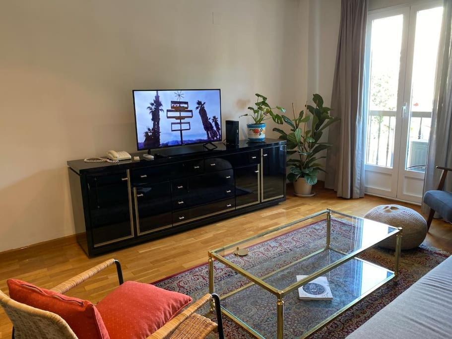 Lovely 2 Bedrooms Apartment Main Square Plasencia Esterno foto